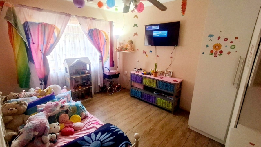 4 Bedroom Property for Sale in Vaalpark Free State